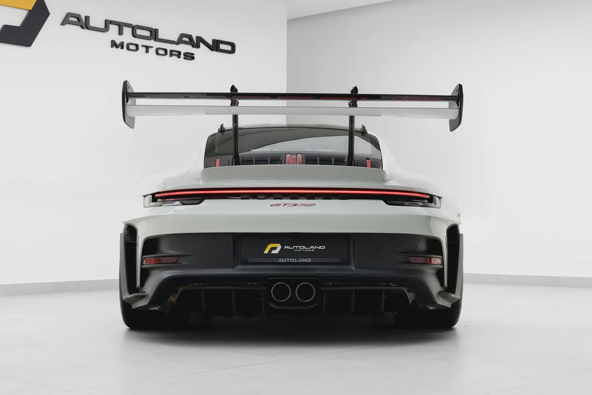 2023 PORSCHE 911 GT3 RS WEISSACH. CARBON CERAMIC BRAKES. SUSPENSION LIFTER. HIGH SPEC. MAIN DEALER S
