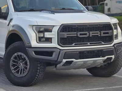 Ford F-150 Raptor 2019 | GCC Specs | Orginal paint | Pristine Condition | 2Keys | Single owner |-3