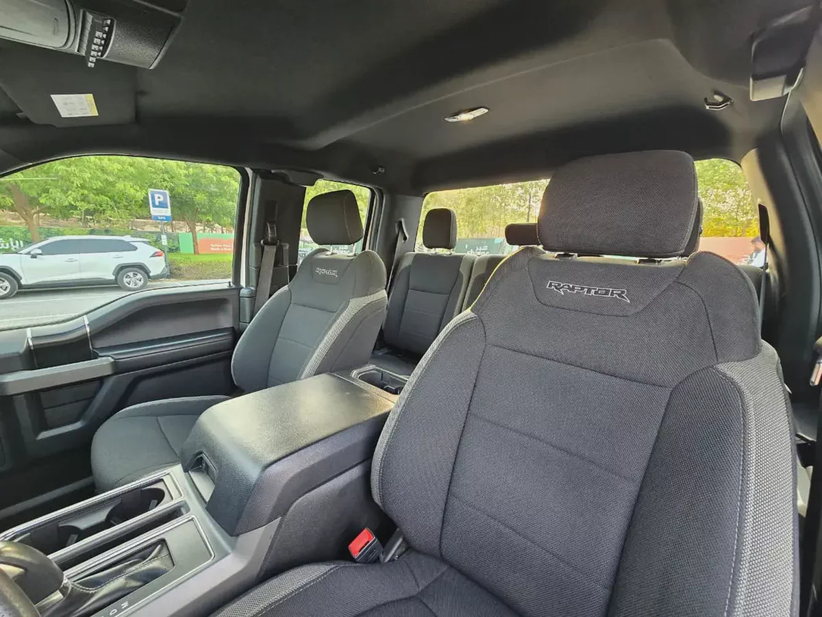 Ford F-150 Raptor 2019 | GCC Specs | Orginal paint | Pristine Condition | 2Keys | Single owner |-13-13