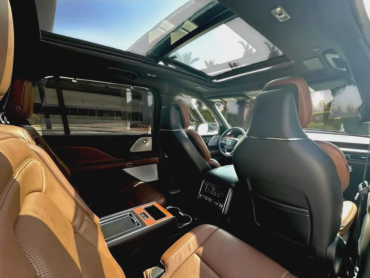 AED 1,269 EMI P.M | LINCOLN | AVIATOR | LUXURY | 2022 | AMERICAN SPEC | VIP 6SEATS-15-15
