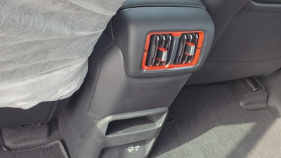 BYD SHARK 6 DMO (White)-7