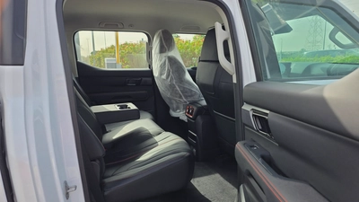 BYD SHARK 6 DMO (White)-10