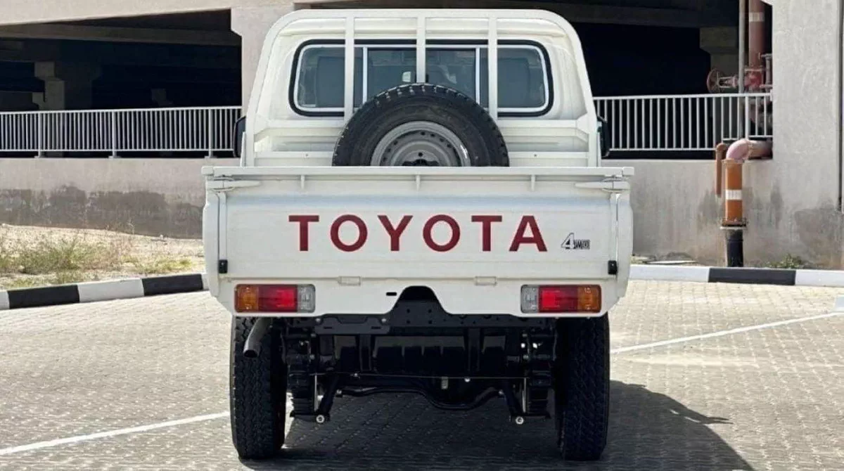 Toyota Land Cruiser Pick Up Toyota Land Cruiser Pickup LC79 DC 4.2L Diesel 2025-5-0