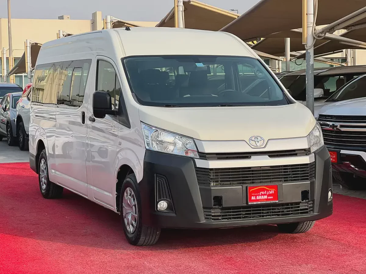 2025 Toyota Hiace | 13 Seats | Manual | petrol | Ref#1144