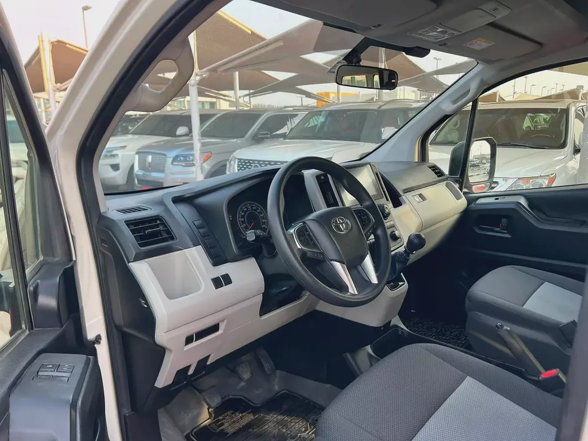 2025 Toyota Hiace | 13 Seats | Manual | petrol | Ref#1144-7-7