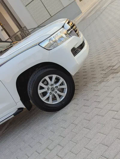 2018 Toyota Land Cruiser GX | GCC Specs | V6 4.0L Interior and Exterior Excellent Condition-18