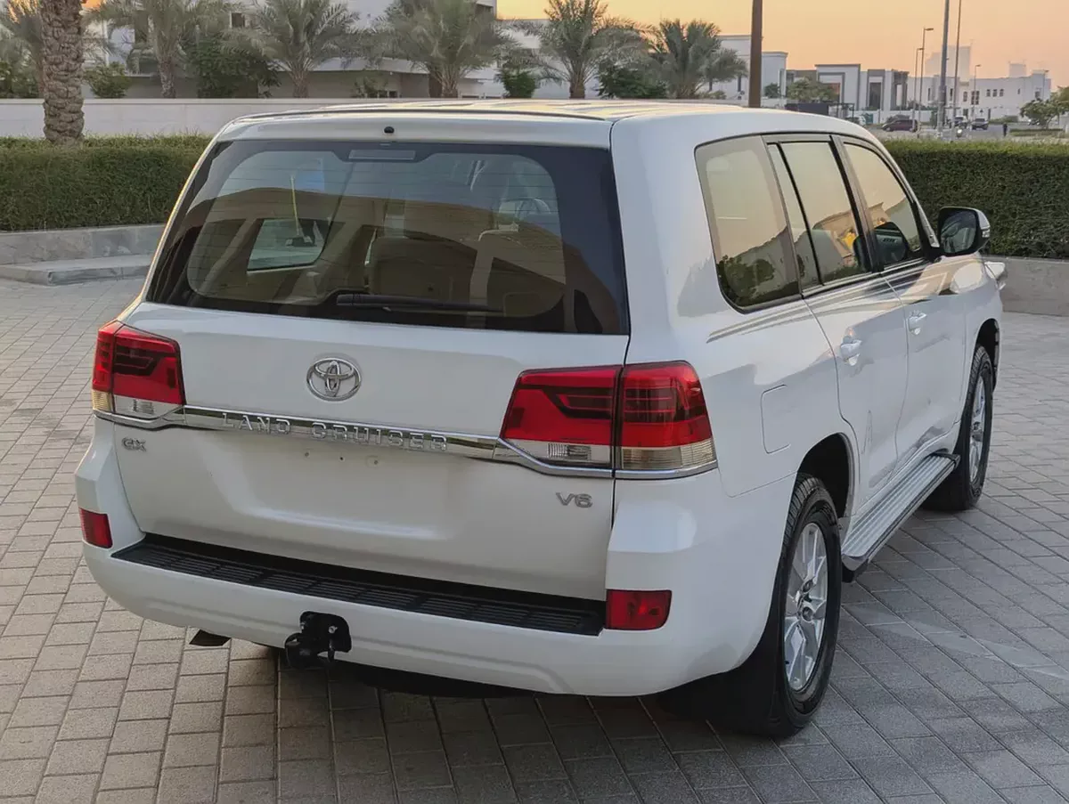 2018 Toyota Land Cruiser GX | GCC Specs | V6 4.0L Interior and Exterior Excellent Condition-14-14