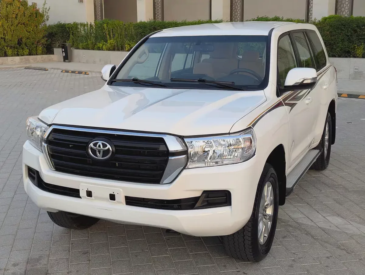 2018 Toyota Land Cruiser GX | GCC Specs | V6 4.0L Interior and Exterior Excellent Condition-2-2