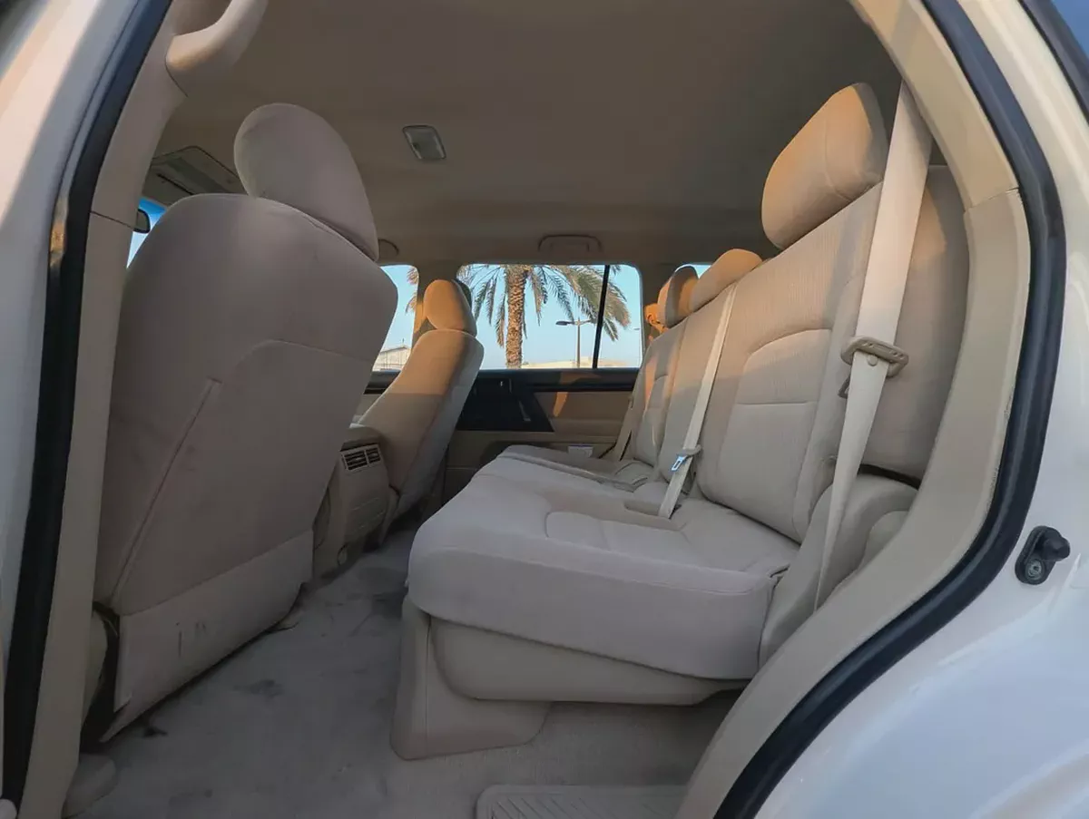 2018 Toyota Land Cruiser GX | GCC Specs | V6 4.0L Interior and Exterior Excellent Condition-6-6