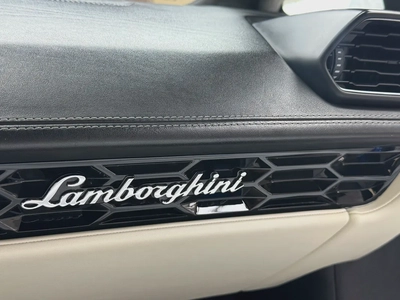 2022 Lamborghini Huracan EVO Spyder | European Specs | Pristine Condition-14