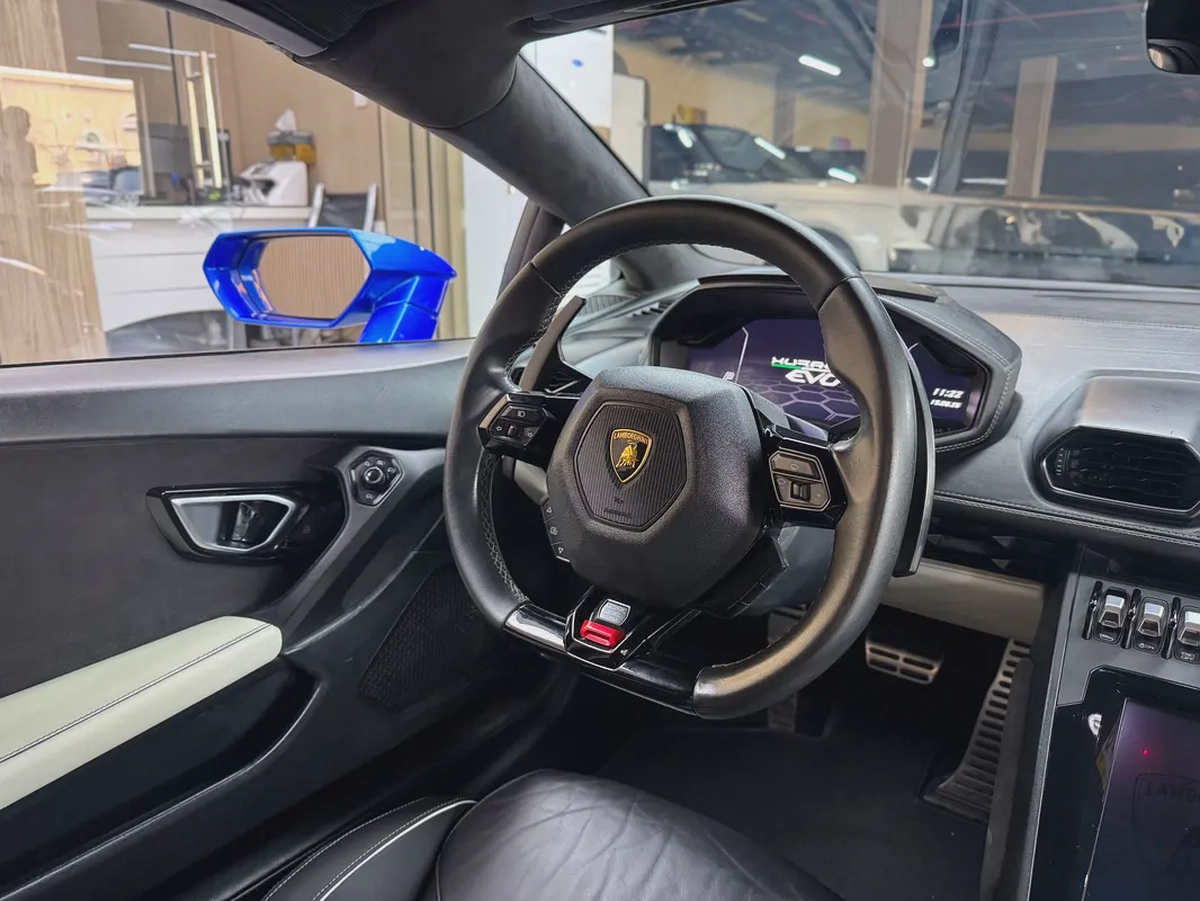 2022 Lamborghini Huracan EVO Spyder | European Specs | Pristine Condition-13-13