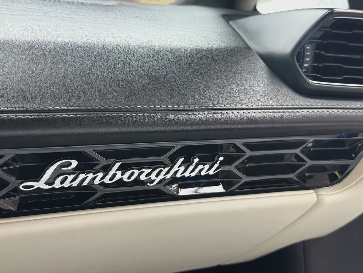 2022 Lamborghini Huracan EVO Spyder | European Specs | Pristine Condition-14-14