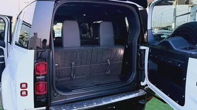 2023 Land Rover Defender 110 X-Dynamic SE P400-18