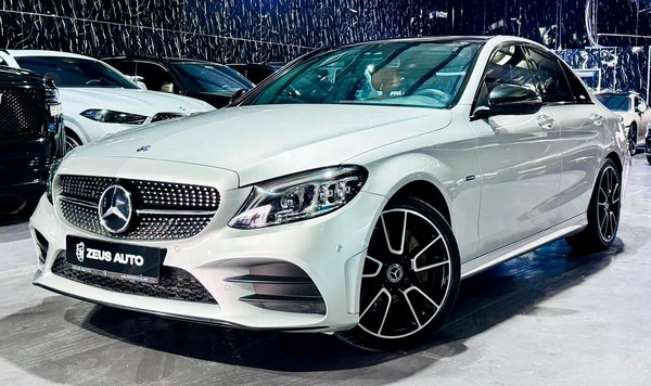 Original Paint | GCC Specifications | Excellent | One Year unlimited Warranty