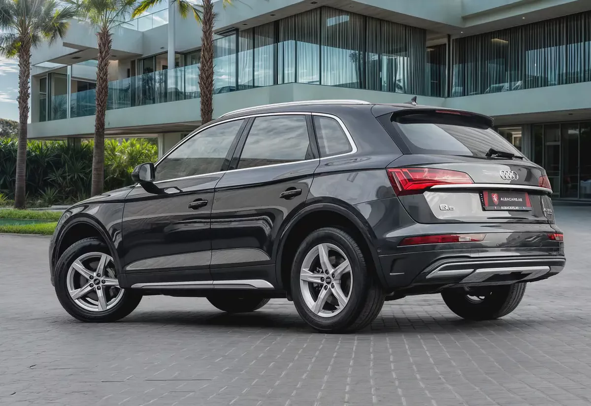 2,155 P.M |  Q5 45 TFSI Quattro | 0% Downpayment | IMMACULATE!-2-2