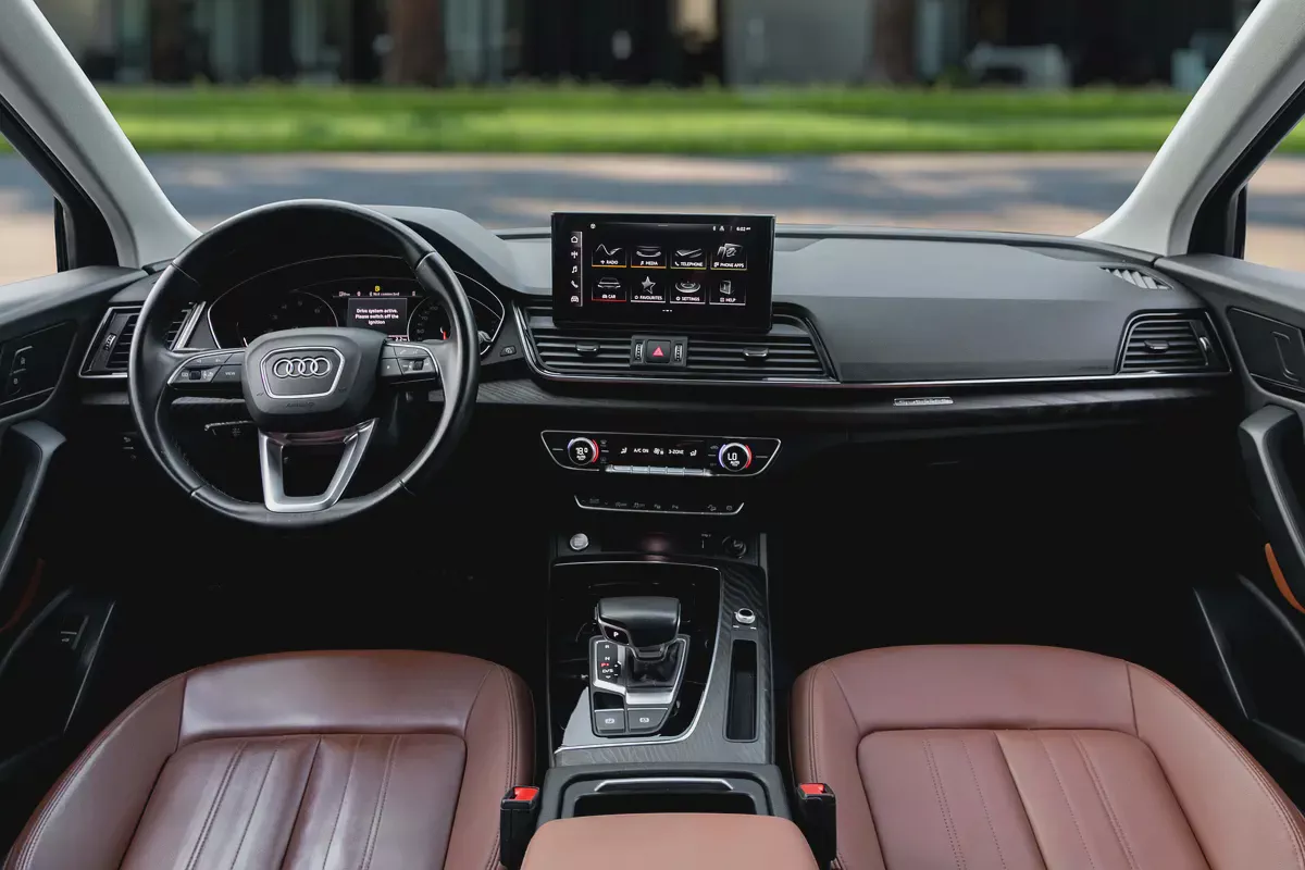 2,155 P.M |  Q5 45 TFSI Quattro | 0% Downpayment | IMMACULATE!-7-7