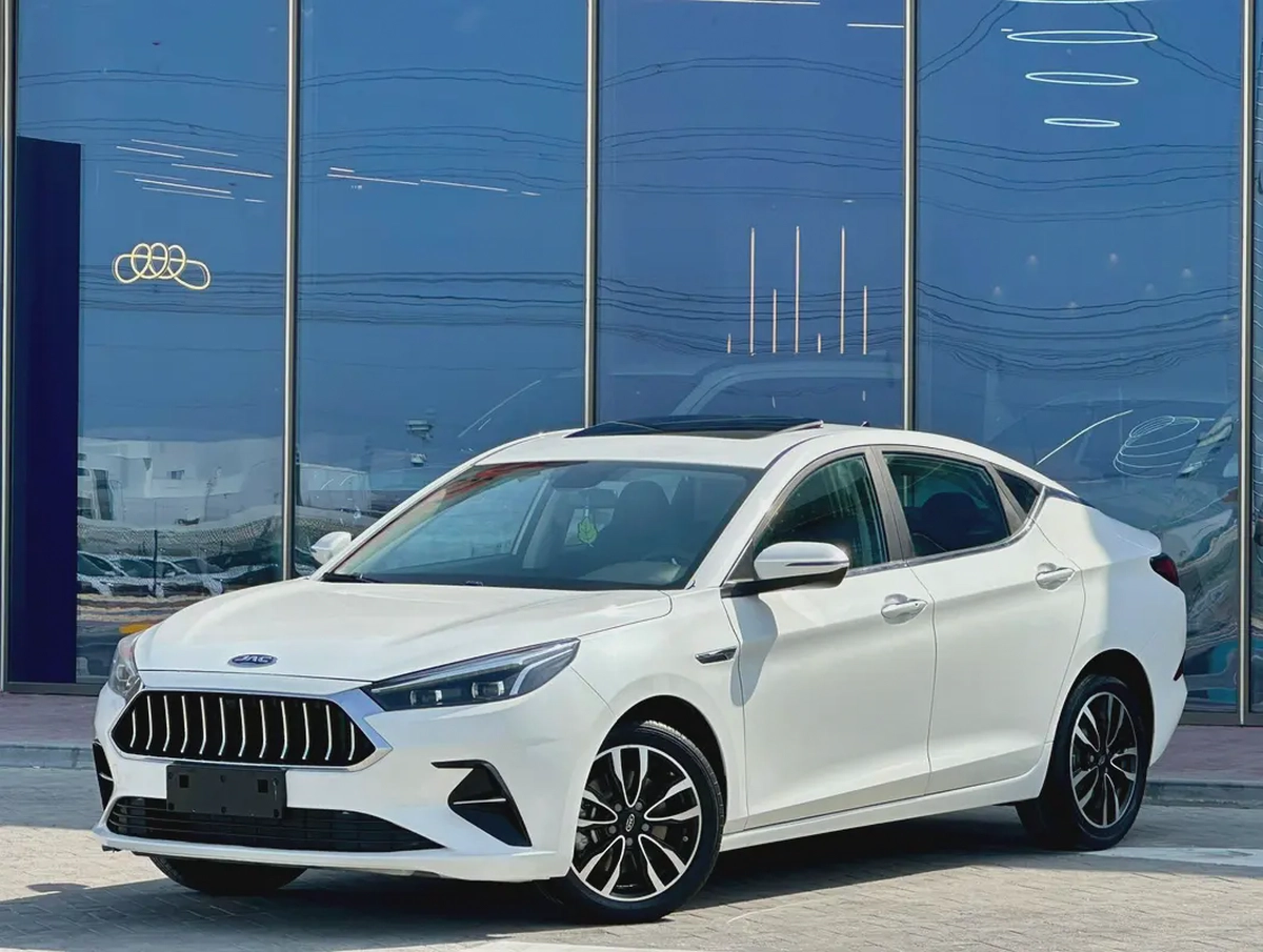 450-MONTHLY | GCC | FULL OPTION LUXURY | ACCIDENT FREE