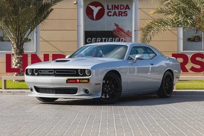 Dodge Challenger 2021-0