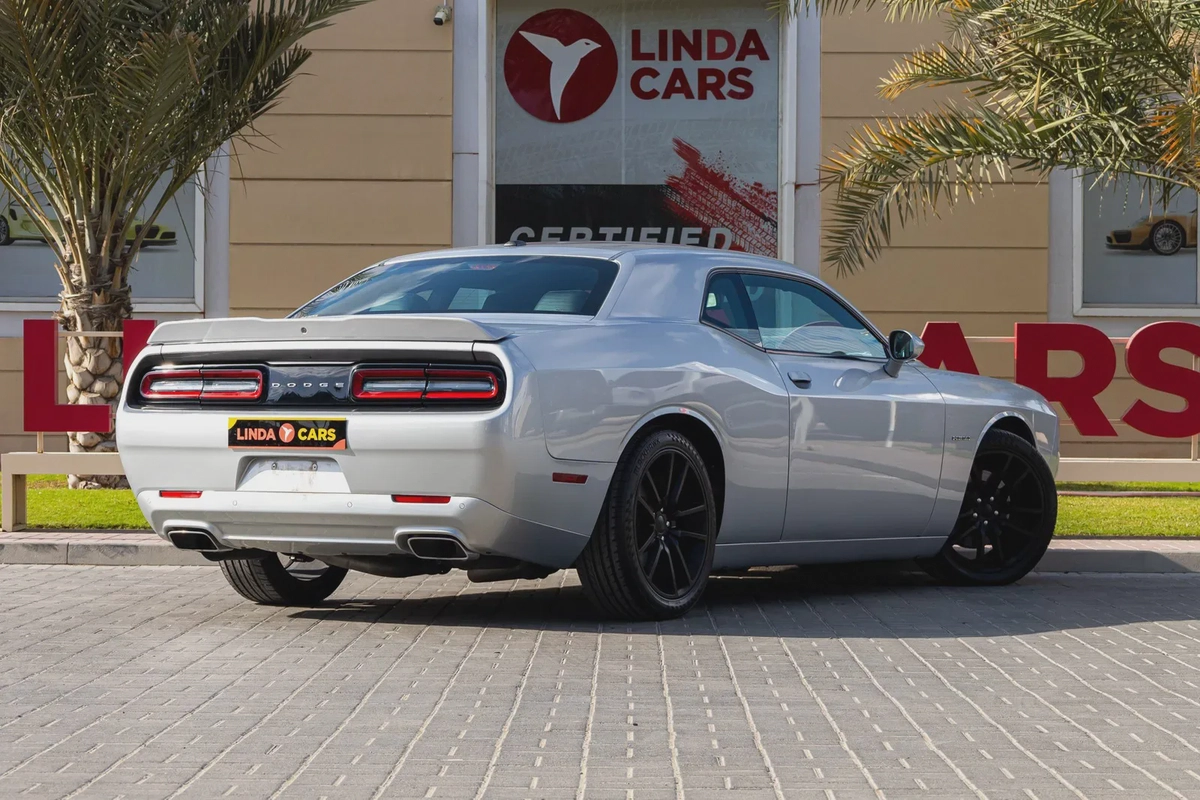 Dodge Challenger 2021-17-17