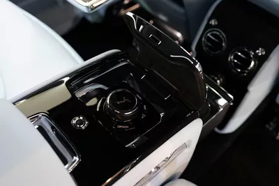 Rolls-Royce Cullinan Facelift Mansory Emperor Limited Edition Exterior Kit-15