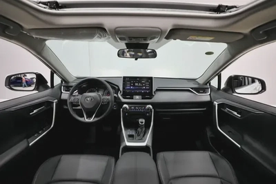 Toyota RAV 4-12