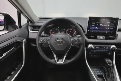 Toyota RAV 4-13