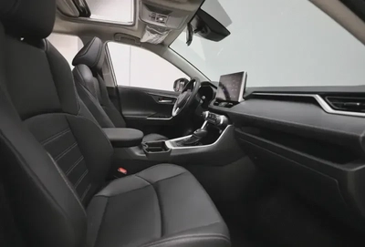 Toyota RAV 4-11