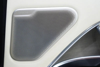 Range Rover Vogue SV 2023-12