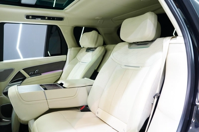 Range Rover Vogue SV 2023-8