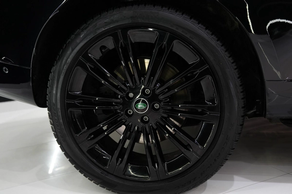 Range Rover Vogue SV 2023