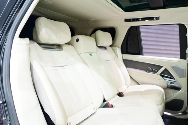 Range Rover Vogue SV 2023