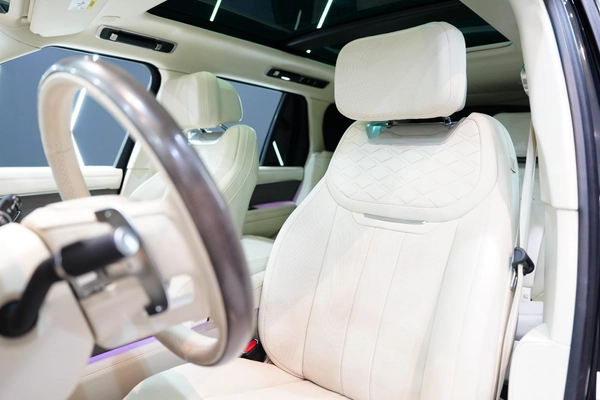 Range Rover Vogue SV 2023