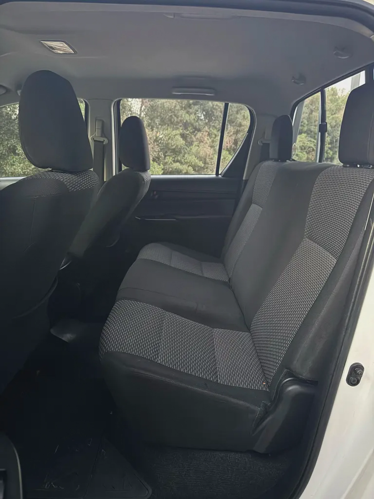 Toyota Hilux Double Cab DLS 2021 GCC Specs-8-8
