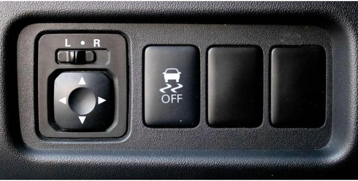 Mitsubishi Attrage GLX Mid 1.2L Mitsubishi Attrage | 1.2 L | 2022 | GCC | Accident-Free |-9-9