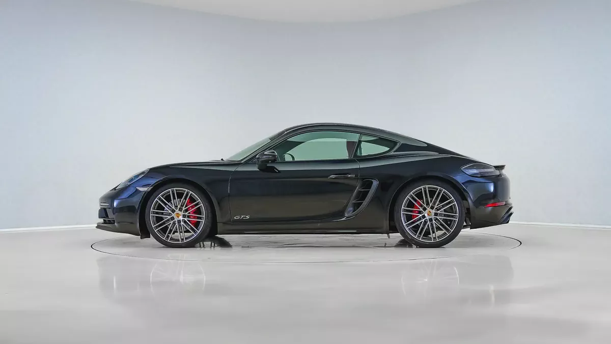 2018 Porsche 718 Cayman GTS | GCC Specs |  Porsche Active Warranty January 2027-9-9