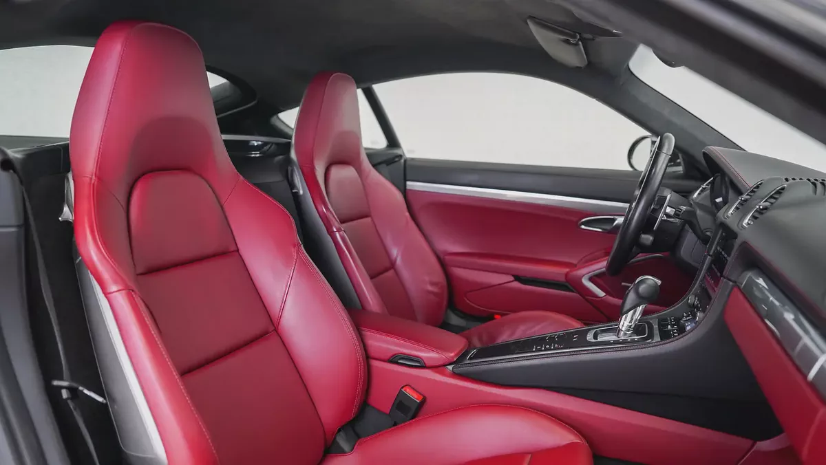 2018 Porsche 718 Cayman GTS | GCC Specs |  Porsche Active Warranty January 2027-6-6