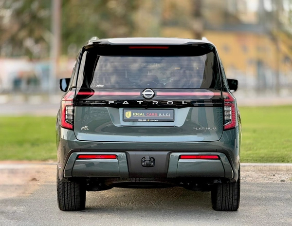 NISSAN PATROL LE PLATINUM 3.5T l YEAR 2025 l UNDER WARRANTY UPTO MAY 2030 UNLIMITED KMSl LOW MILEAGE