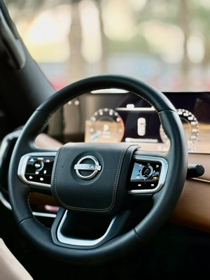 NISSAN PATROL LE PLATINUM 3.5T l YEAR 2025 l UNDER WARRANTY UPTO MAY 2030 UNLIMITED KMSl LOW MILEAGE