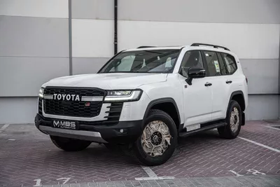 Toyota Land Cruiser GR SPORT LC300 GR SPORT 3.3L DIESEL FULL OPTION WITH MBS AUTOBIOGRAPHY VIP MASSAGE SEAT AND ROOF STAR LIGHT-10