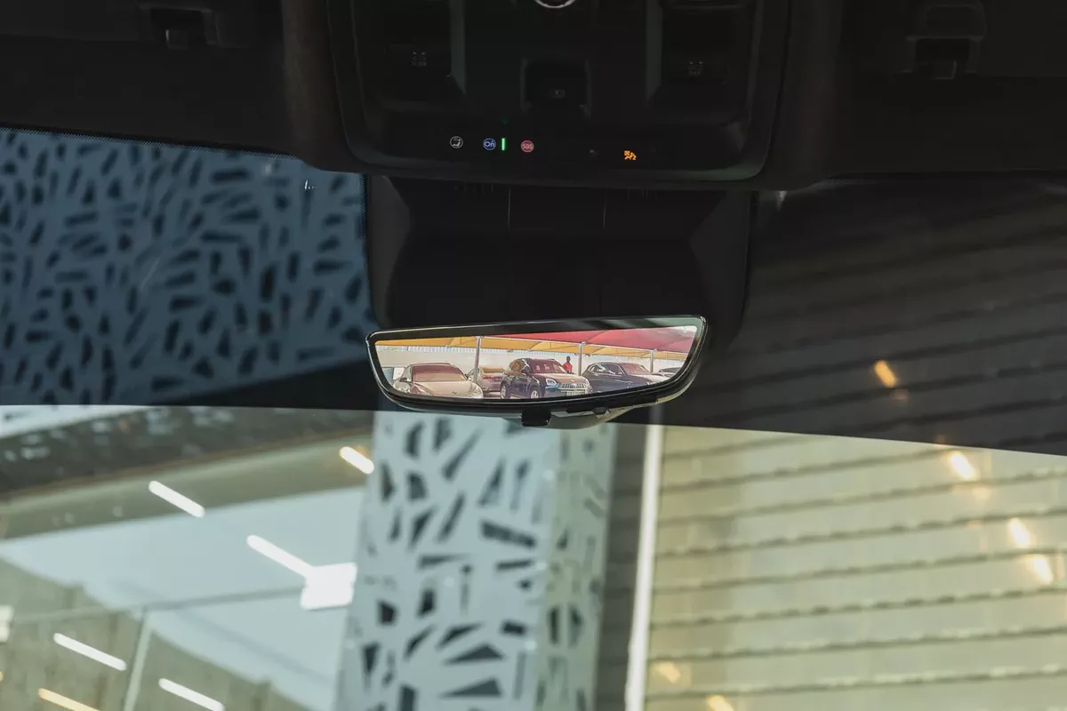 Cadillac Escalade 2022-6-6