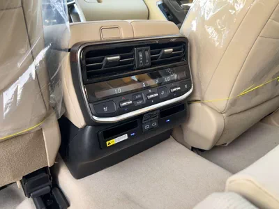 Toyota Land Cruiser  EXPORT ONLY - 2026 LC300 VX 4.0L (GCC Specification)-16