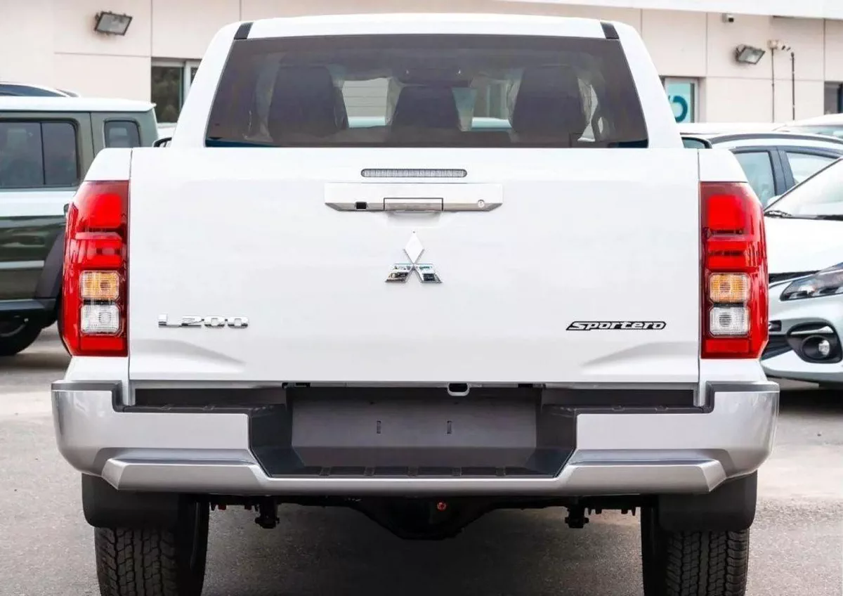 Mitsubishi L200 GL Mitsubishi L200 Sportero 2.4L Diesel MY2026-6-0