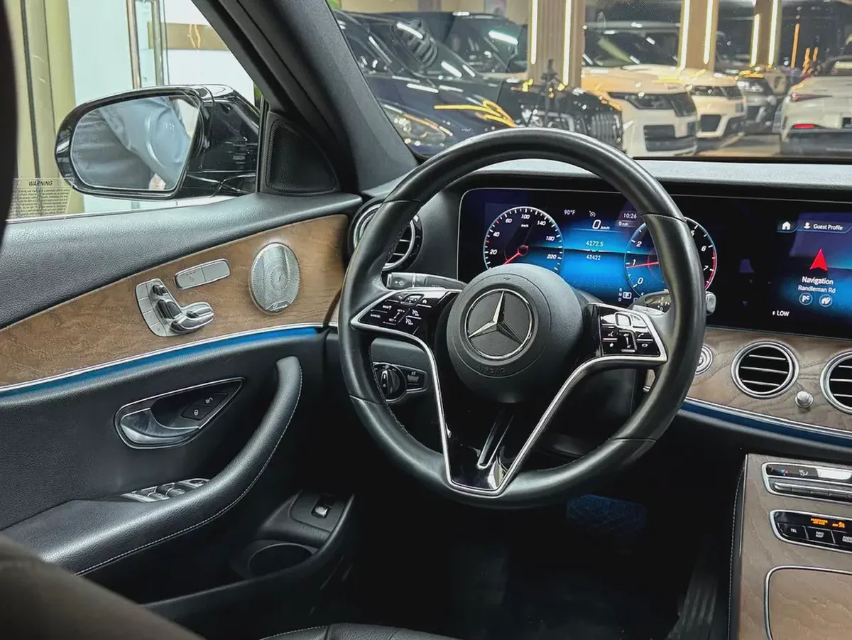 2022 Mercedes-Benz E-Class E 350 - Luxury Sedan - American Specs-11-11