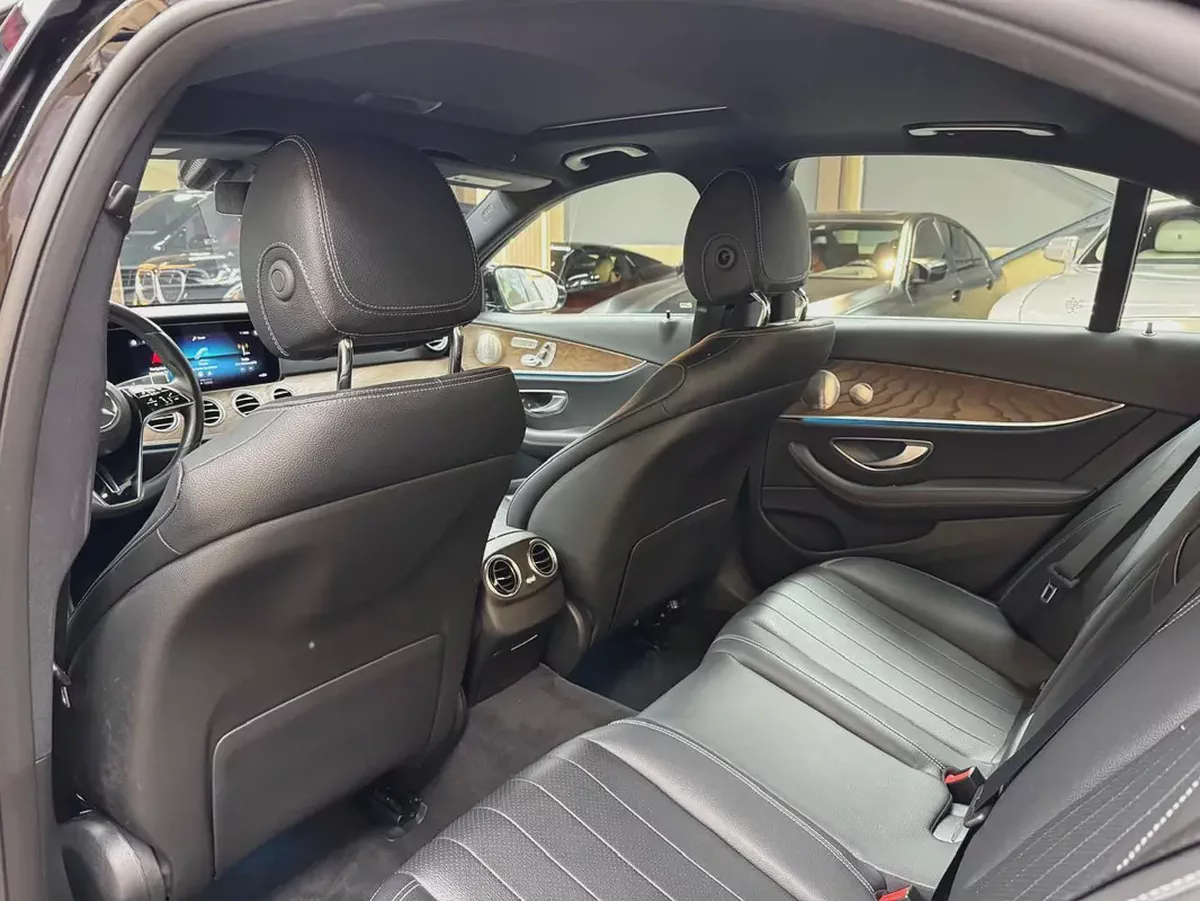 2022 Mercedes-Benz E-Class E 350 - Luxury Sedan - American Specs-13-13