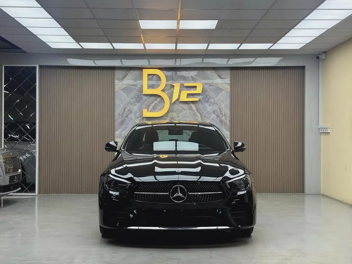 2022 Mercedes-Benz E-Class E 350 - Luxury Sedan - American Specs-2-2