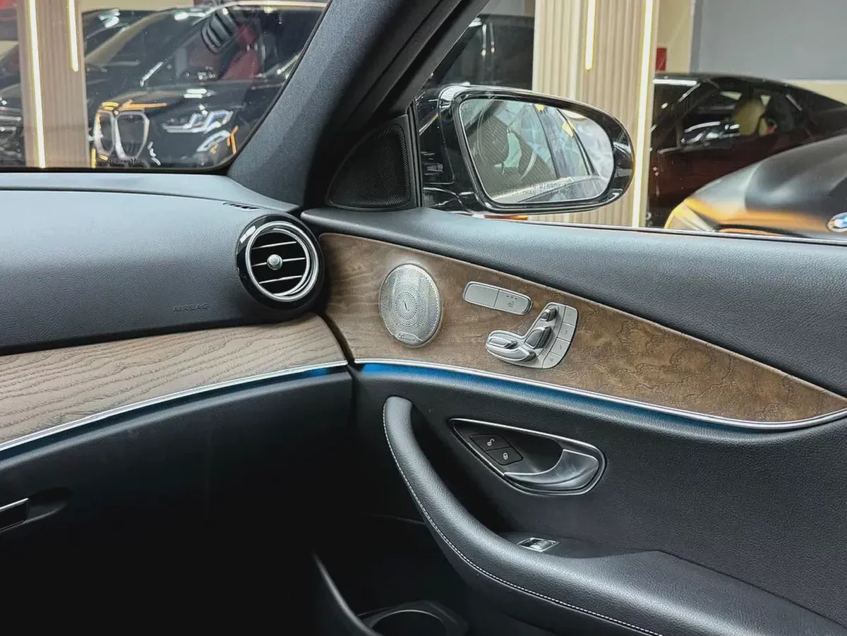 2022 Mercedes-Benz E-Class E 350 - Luxury Sedan - American Specs-7-7