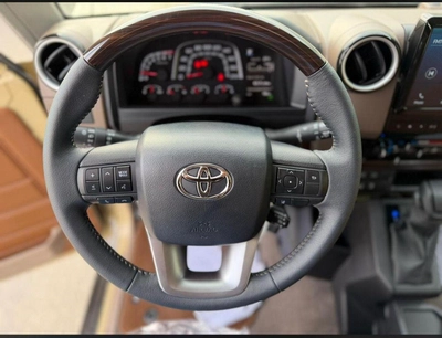 Toyota Land Cruiser 70 LC76 HT VXR HT VXR TOYOTA LANDCRUISER LC71 MODEL 2026 4.0 PETROL ENIGINE WITH 6 CYLINDER OMAN SPECS-4
