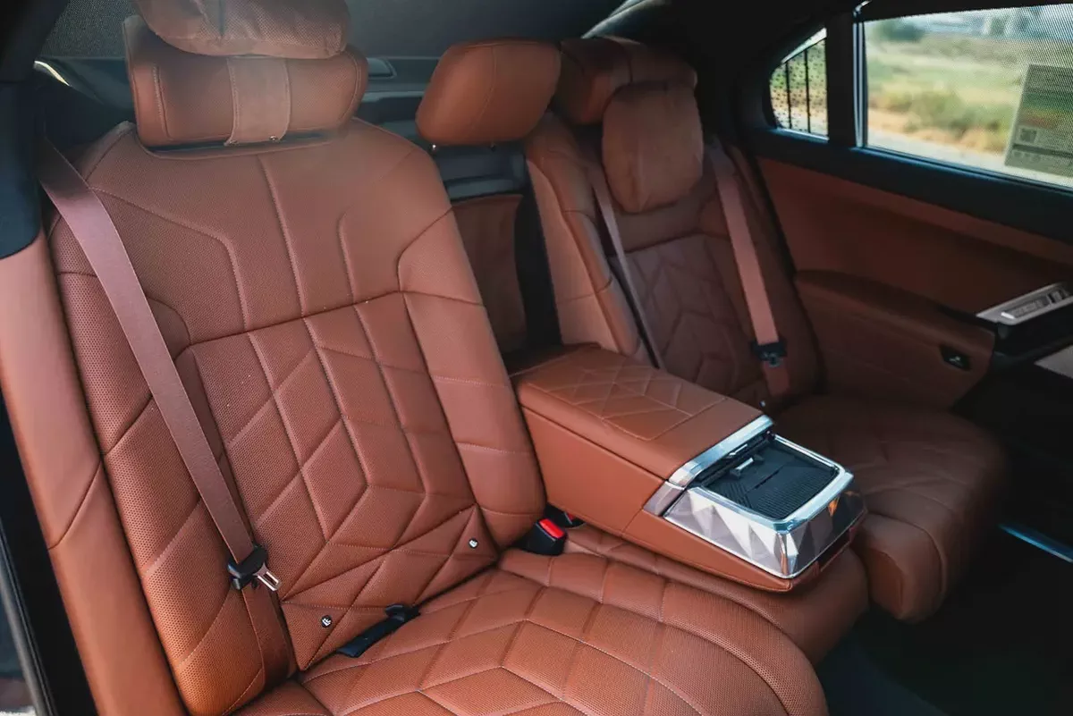 2026 BMW 740i M Sport Individual | GCC | Only 2,894 KM | 2 Years Warranty | AED 439,000-12-12
