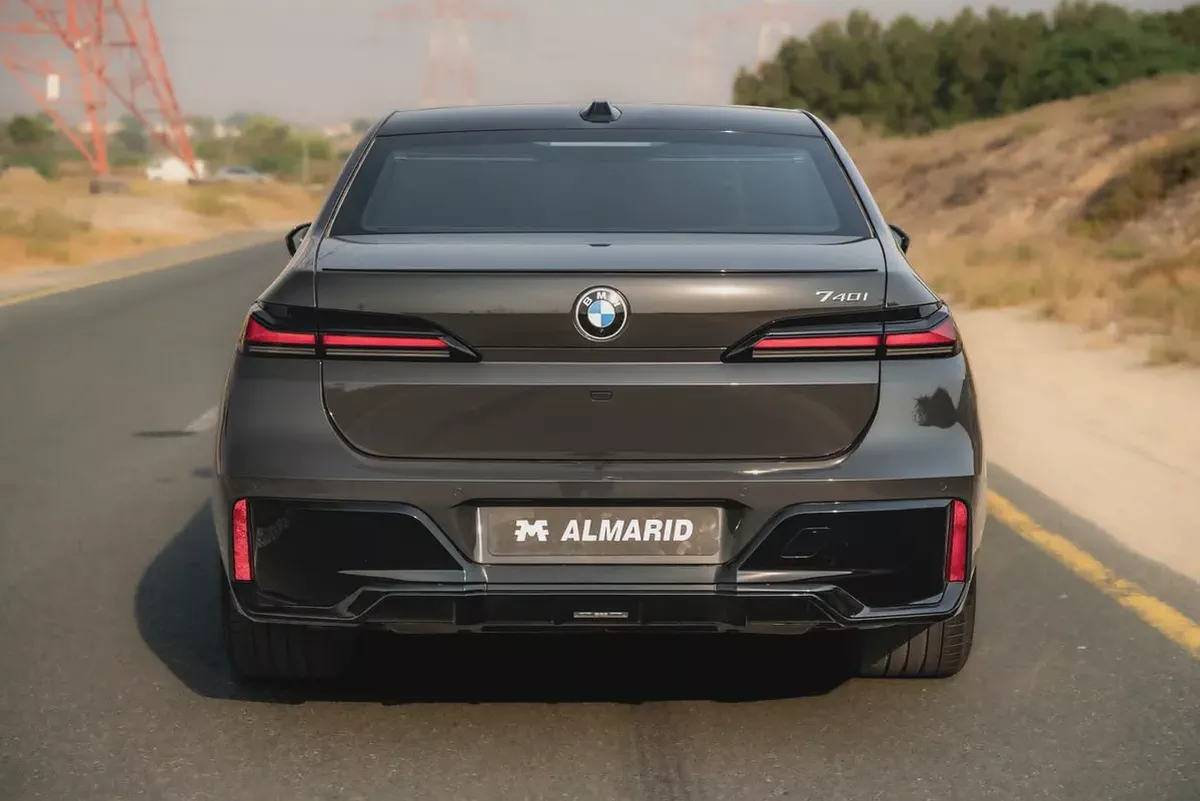 2026 BMW 740i M Sport Individual | GCC | Only 2,894 KM | 2 Years Warranty | AED 439,000-2-2