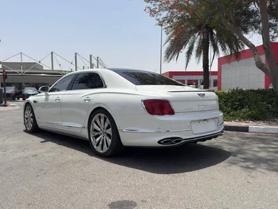Bentley Flying Spur V8-10
